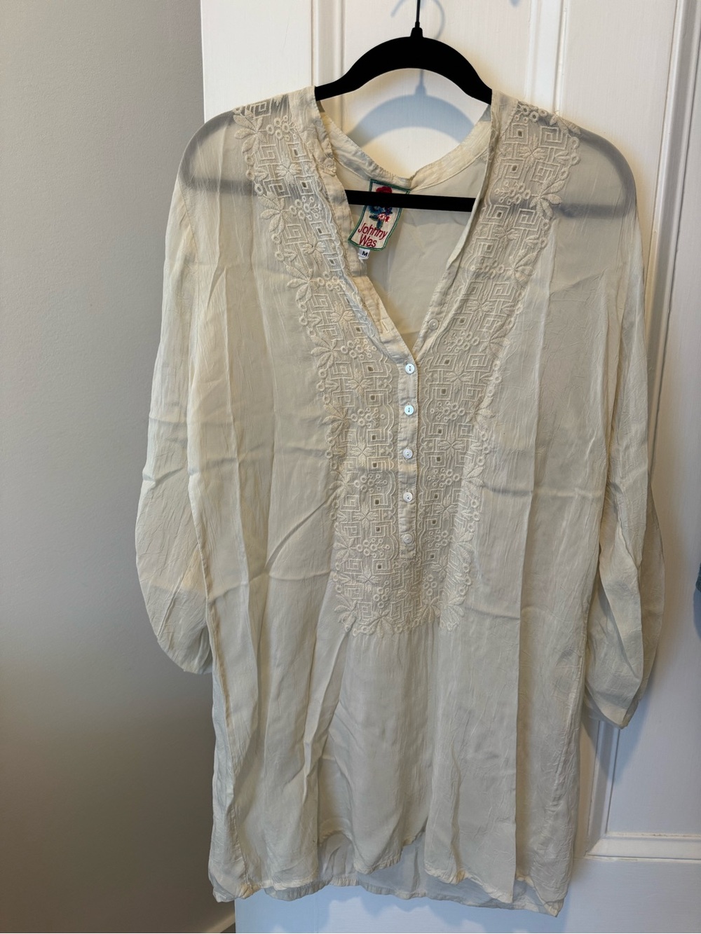Johnny Was Cream Embroidered V-Neck Tunic Blouse